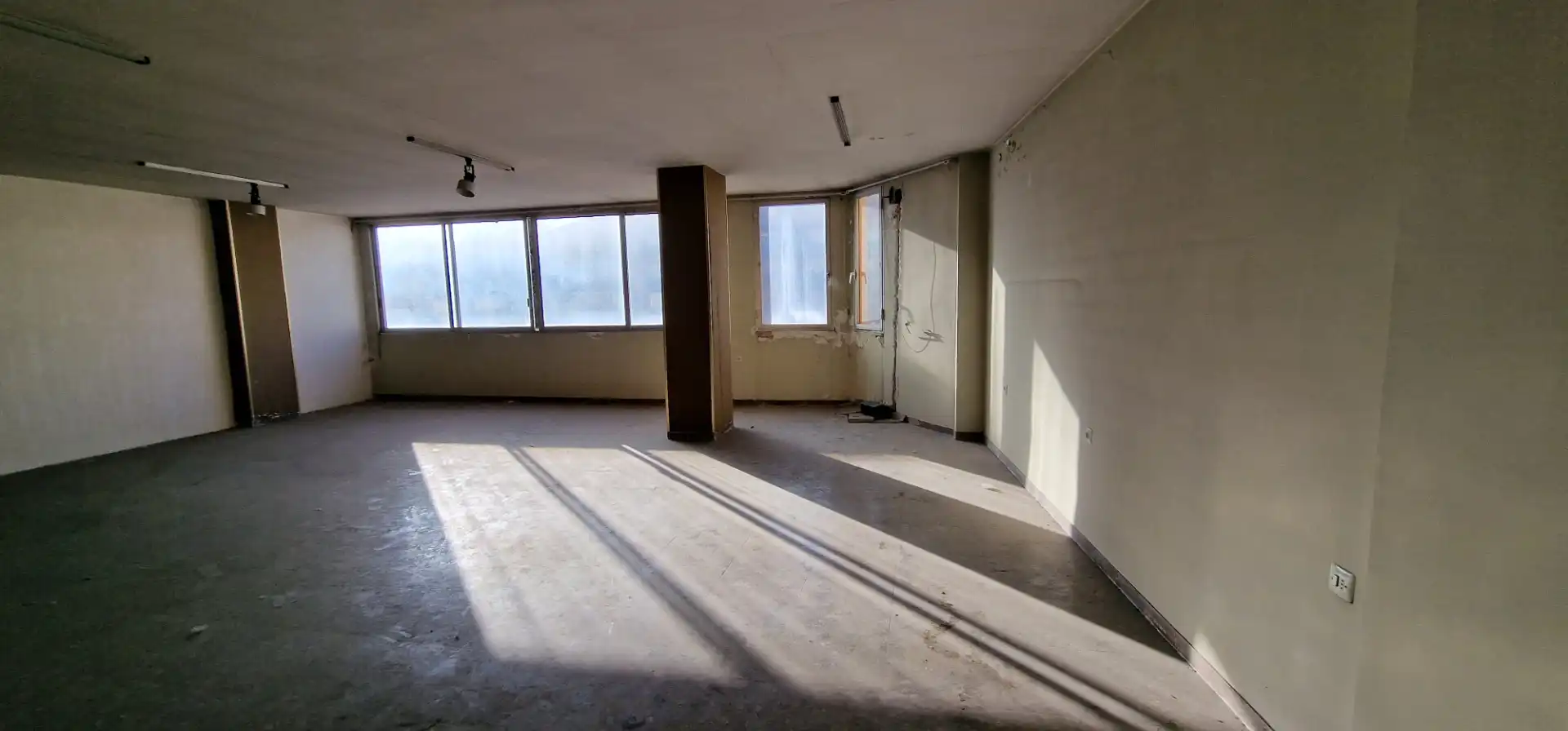 Local comercial en venta en Avinguda de l'Abat Marcet 58, imagen 5