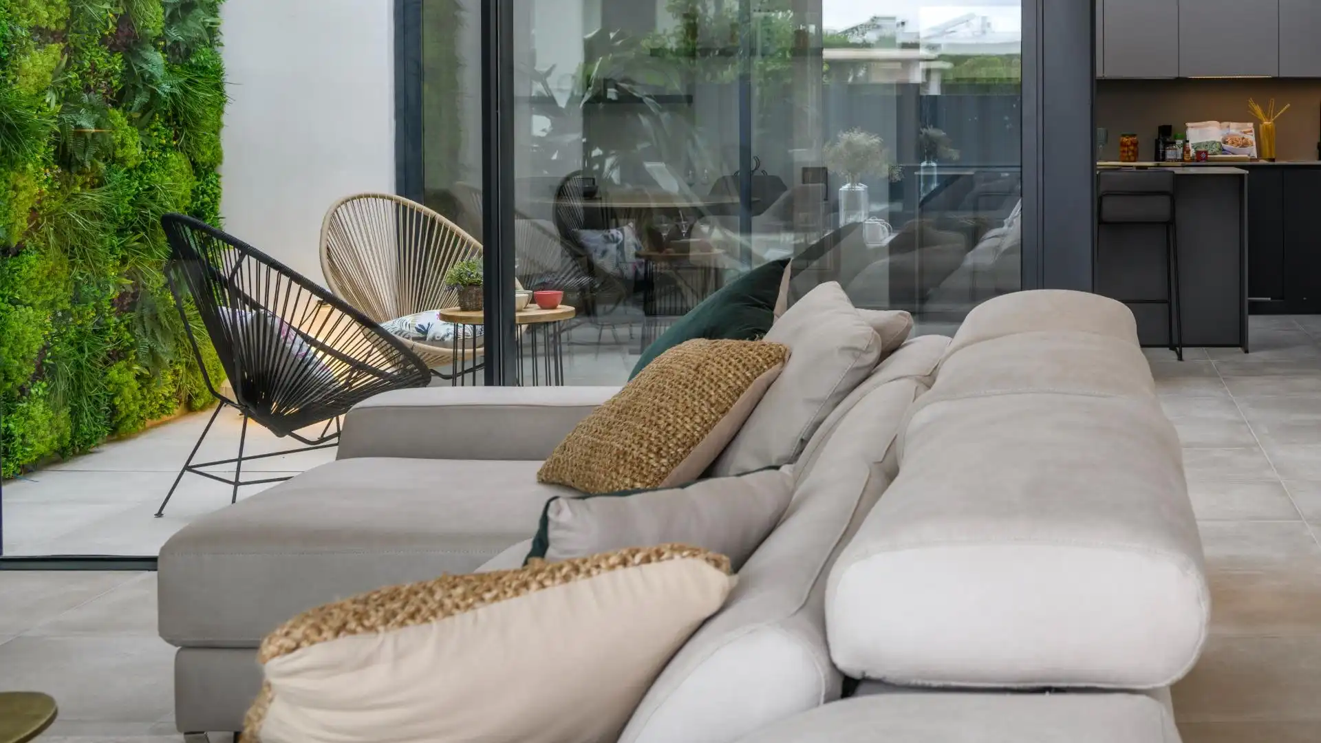 Sala d'estar de Casa o xalet en venda en Murcia amb Aire condicionat, Jardí privat i Terrassa
