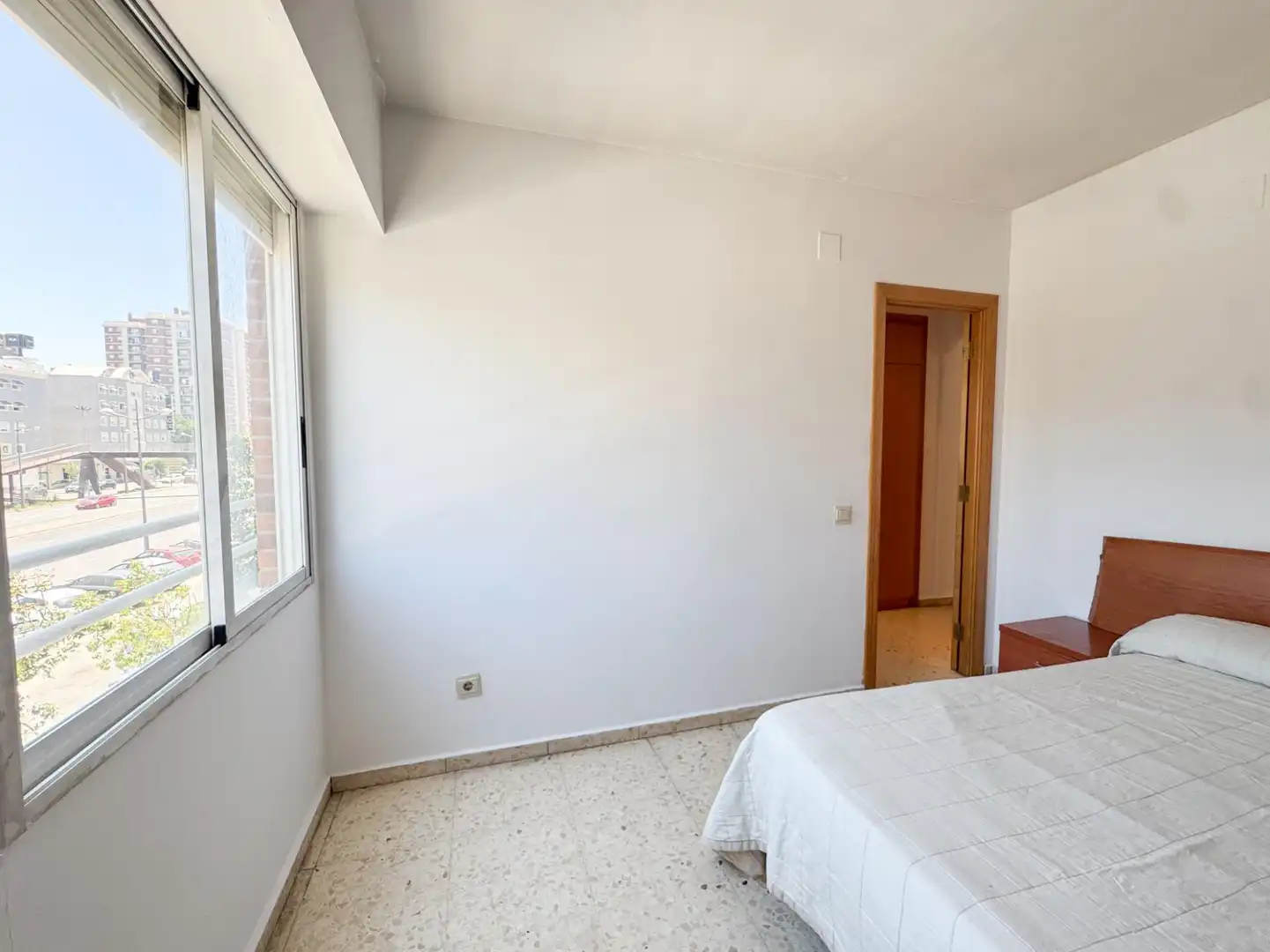 Habitación de Piso en venta en Valencia con Aire acondicionado y Balcón