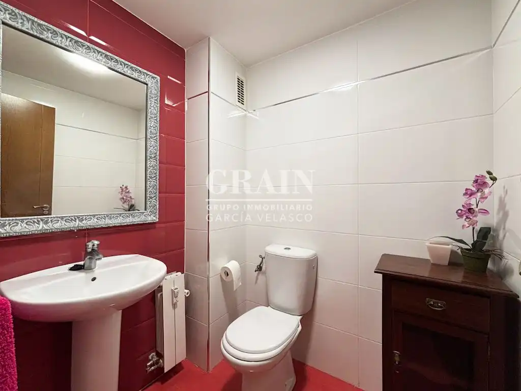 Bathroom of Flat for sale in Albacete  with Heating and Balcony