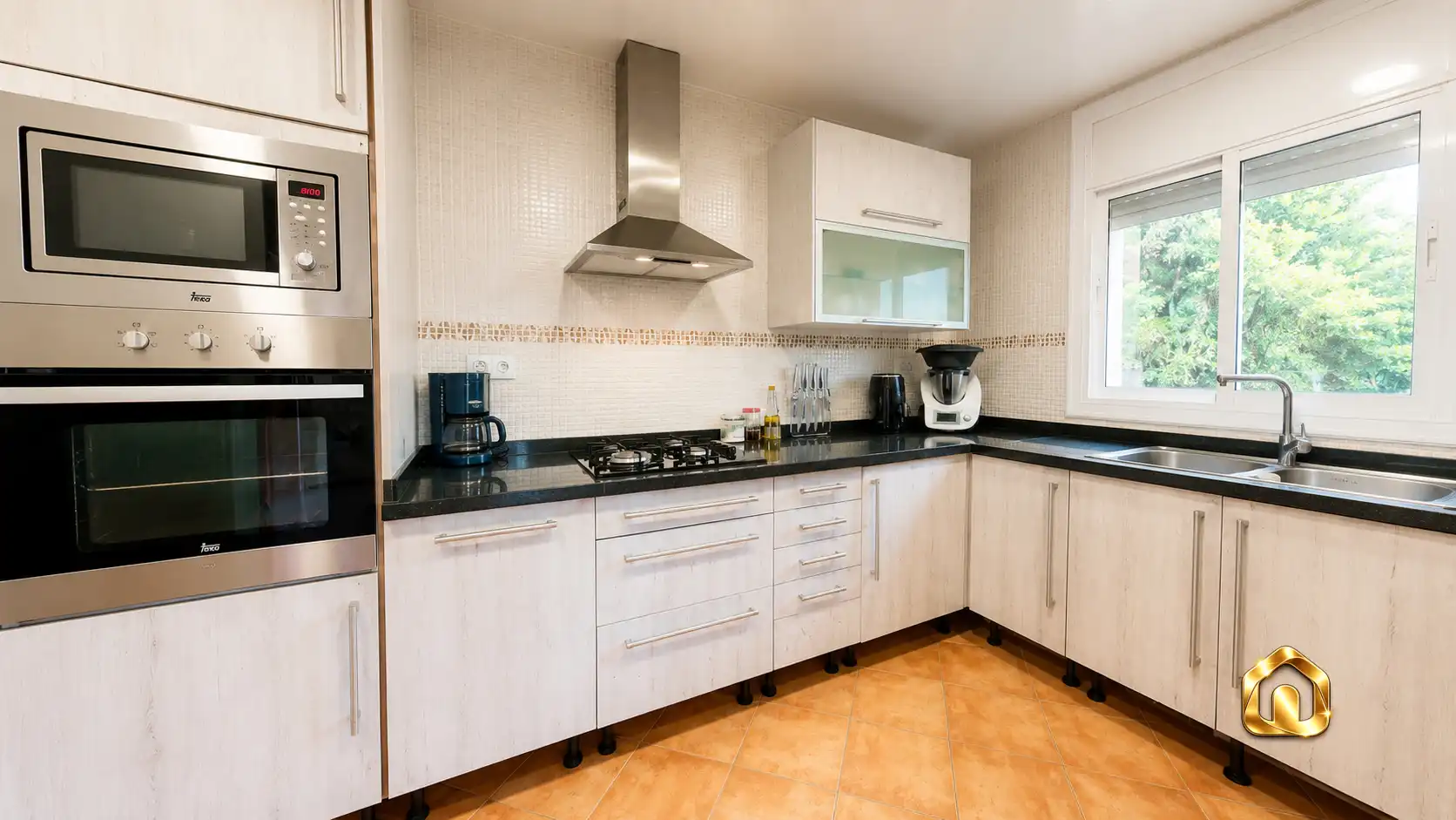 Cocina de Casa o chalet en venta en Sant Fost de Campsentelles con Aire acondicionado, Jardín privado y Terraza