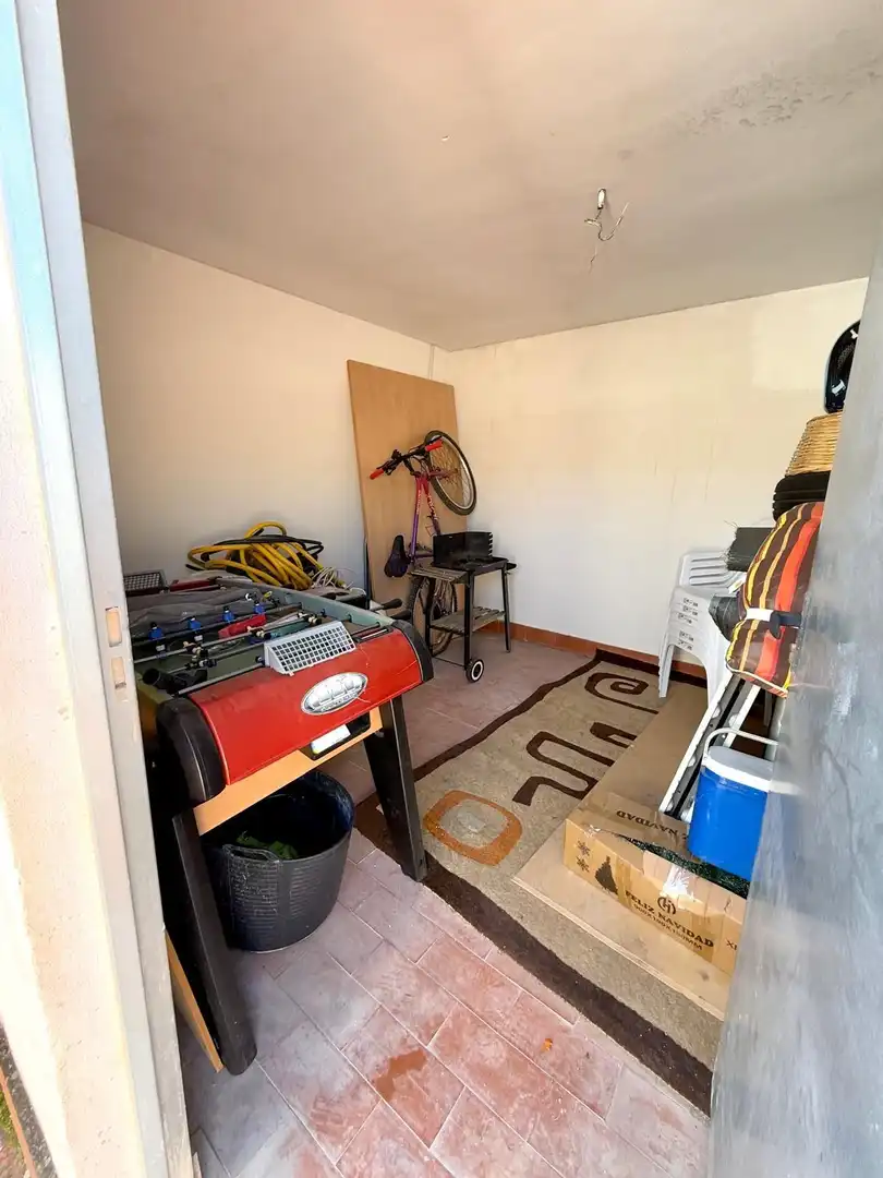 Wohnung zum Verkauf in Orihuela mit Terrasse, Abstellraum und Balkon