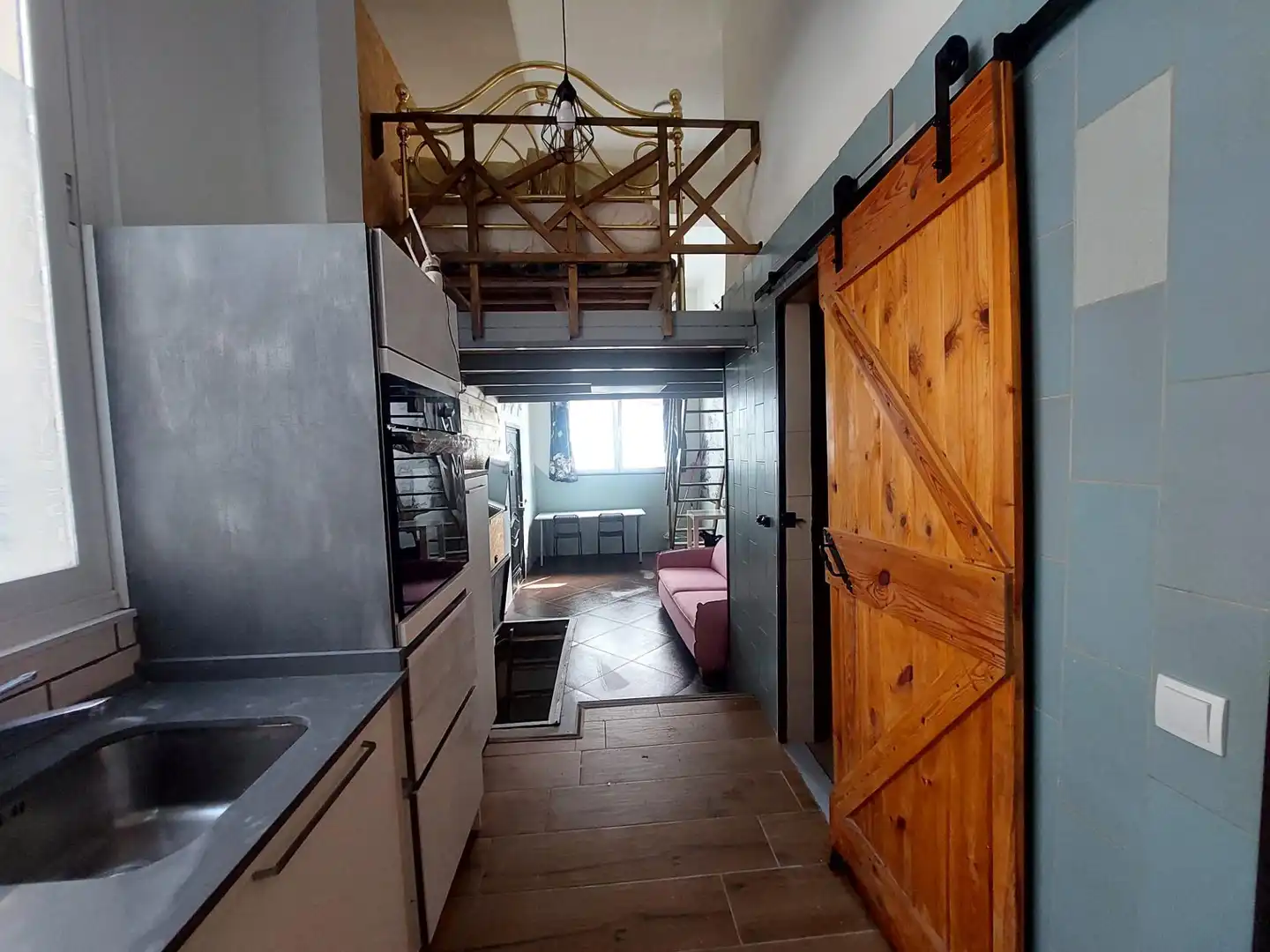 Cuina de Loft de lloguer en  Madrid Capital amb Aire condicionat i Moblat