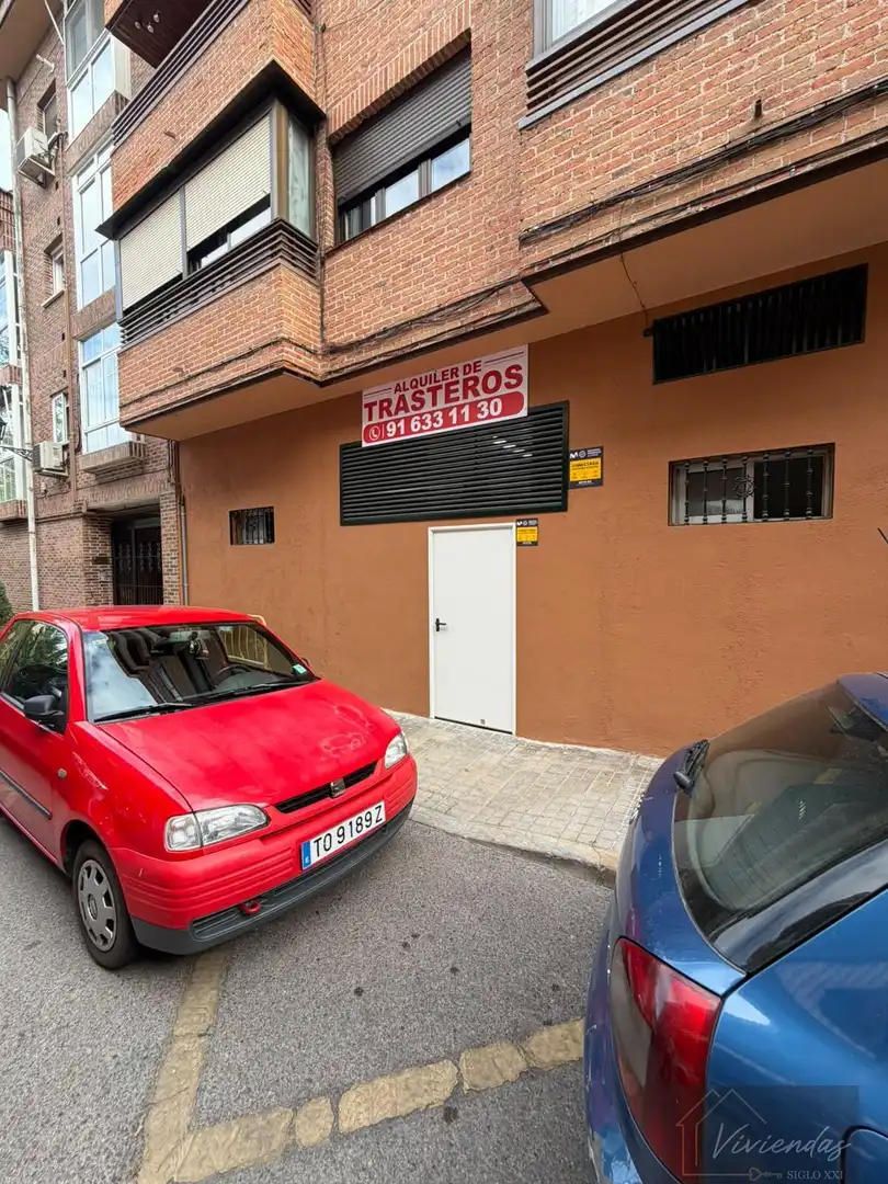 Außenansicht von Lagerraum zur Miete in Casco Antiguo