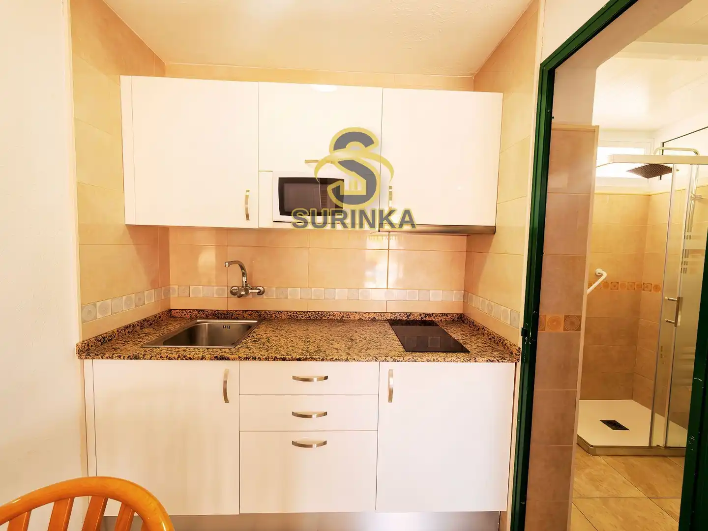 Cocina de Apartamento de alquiler en San Bartolomé de Tirajana con Terraza, Piscina y Amueblado