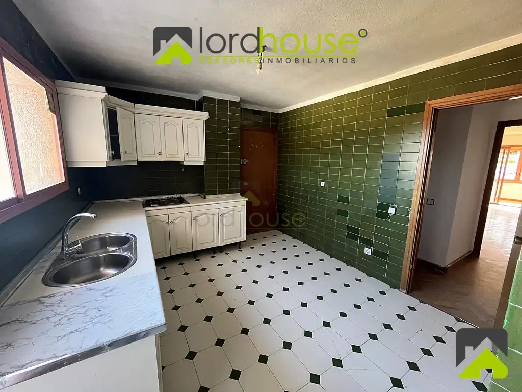 Piso con ascensor en venta en Avenida Juan Carlos I, imagen 16