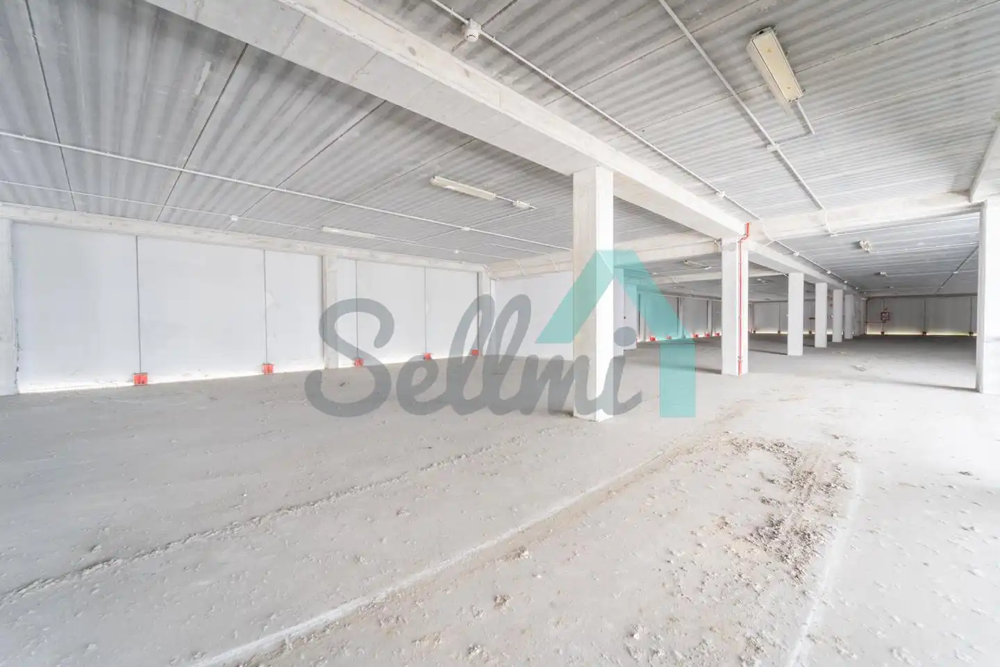 Nave industrial en venta en Oviedo 