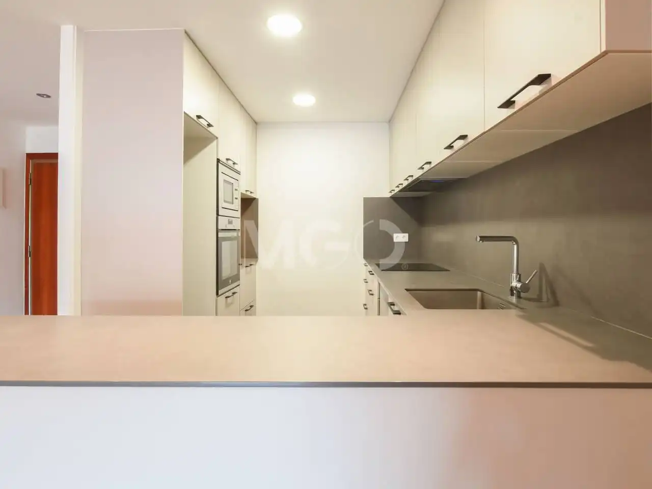 Cocina de Piso en venta en Vic con Calefacción, Parquet y Terraza