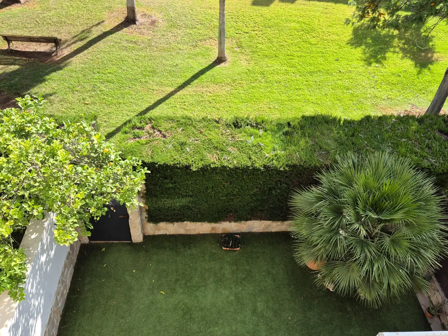 Jardín de Casa adosada de alquiler en Alcalá de Guadaira con Aire acondicionado, Calefacción y Jardín privado