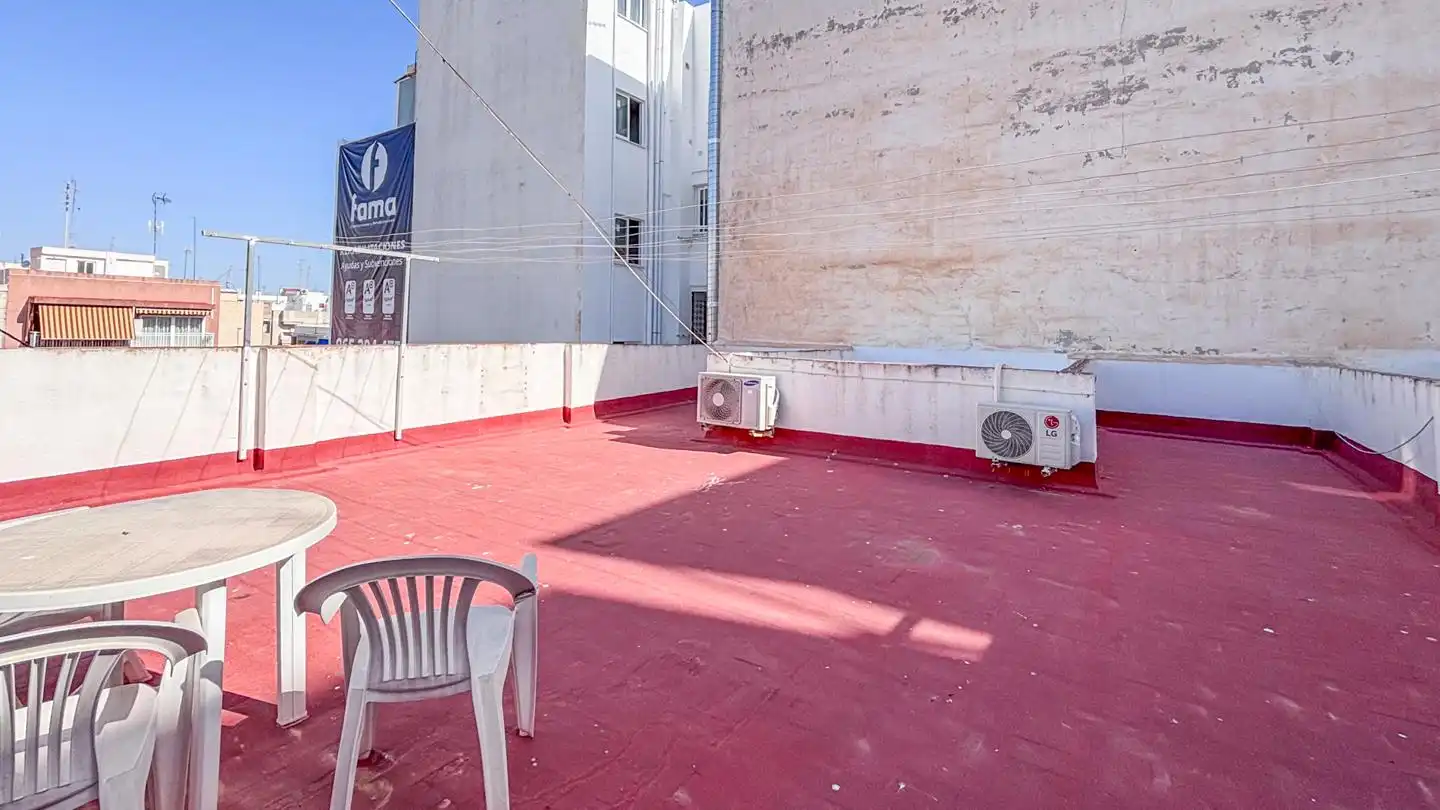 Terrasse von Wohnungen zum Verkauf in Santa Pola mit Terrasse und Möbliert