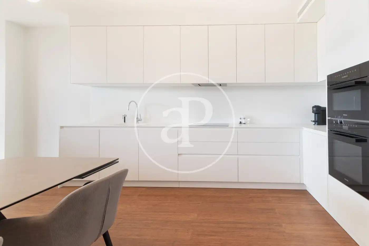 Cocina de Piso de alquiler en Barcelona con Aire acondicionado, Calefacción y Terraza