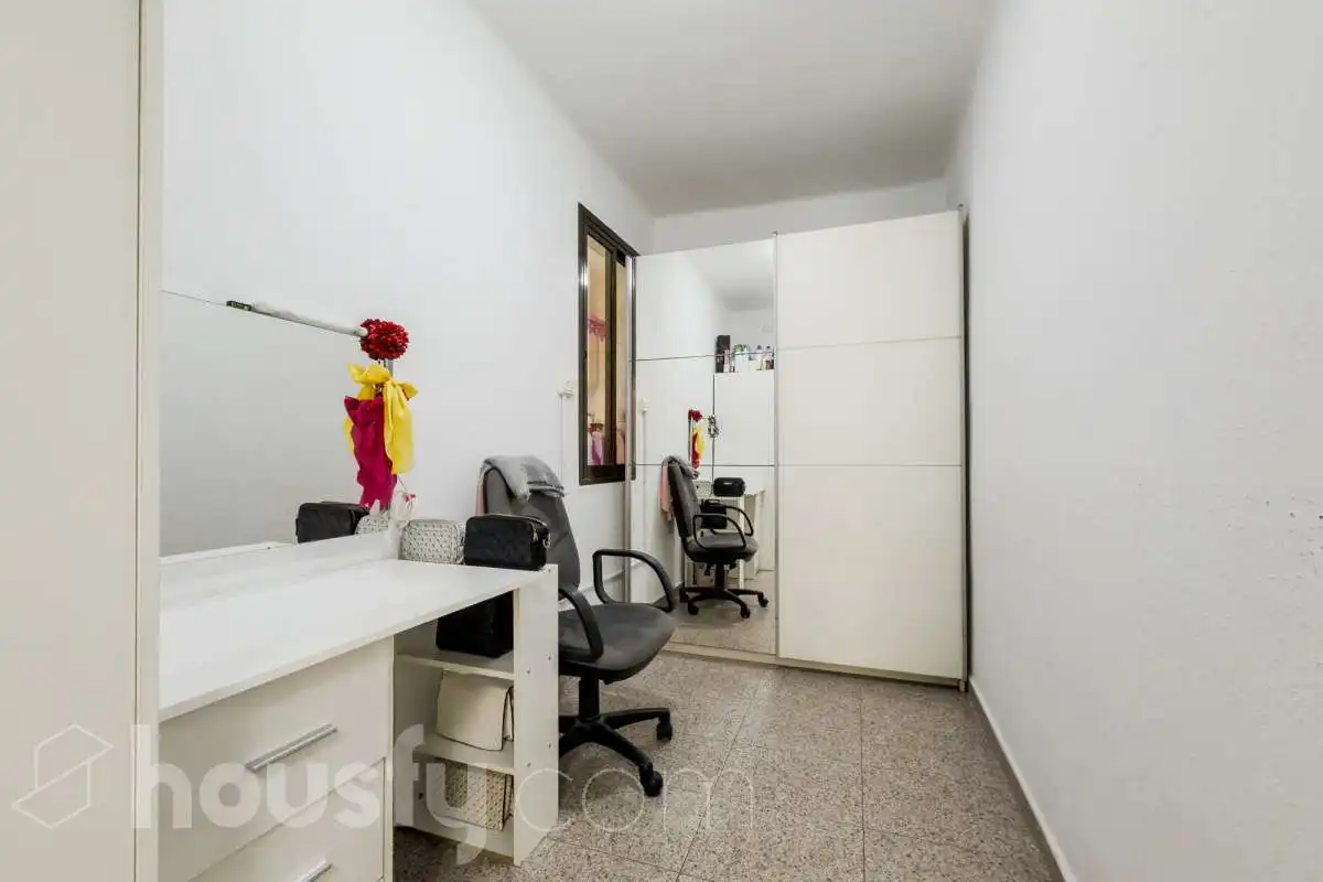 Piso en venta en Badalona con Aire acondicionado, Calefacción y Amueblado