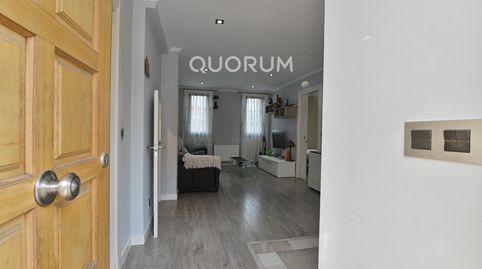 Foto 2 de Piso en venta en Zaratamo, Bizkaia