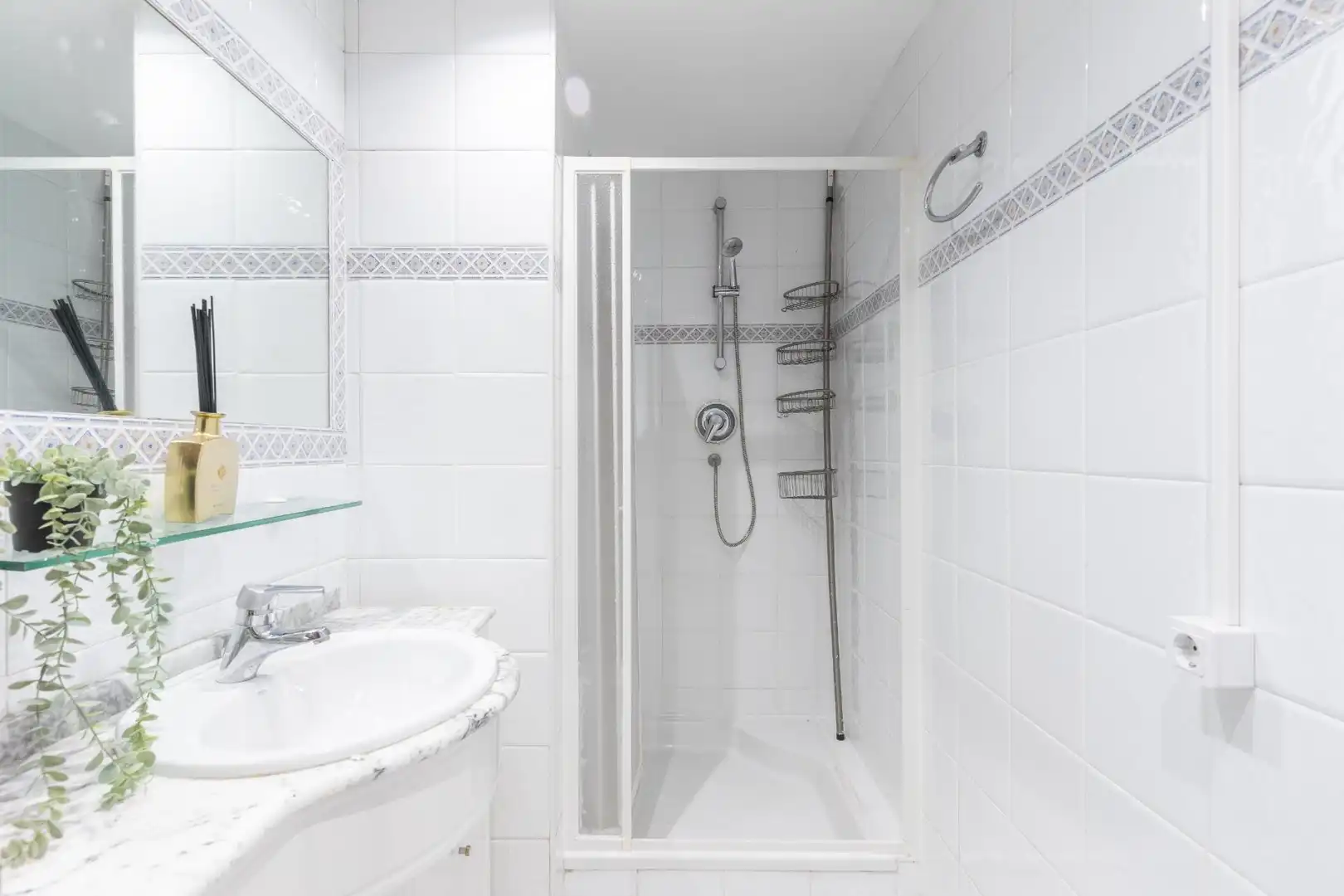 Badezimmer von Dachboden zum Verkauf in Oviedo  mit Heizung und Möbliert