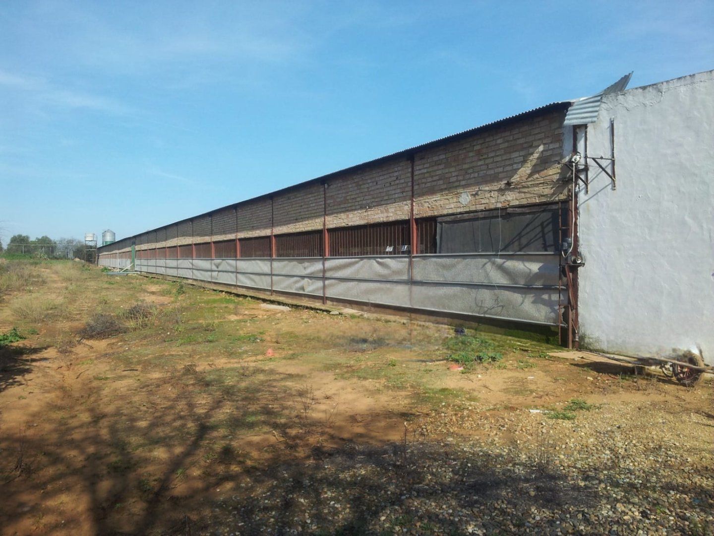 Vista exterior de Nau industrial en venda en Aznalcázar
