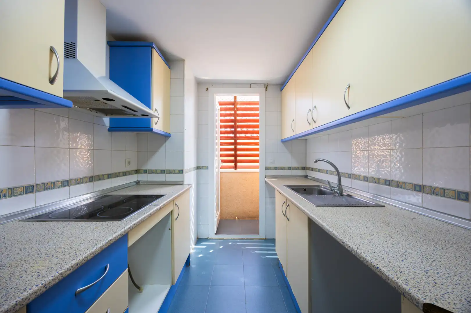 Kitchen of Flat for sale in Gerindote  with Storage room and Community pool