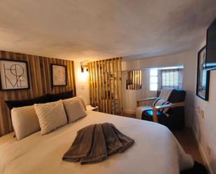 Bedroom of Flat for sale in Santander  with Heating, Parquet flooring and Furnished