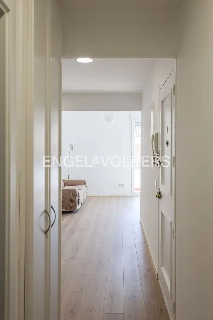 Flat for rent in Madrid  with Air Conditioner, Heating and Terrace
