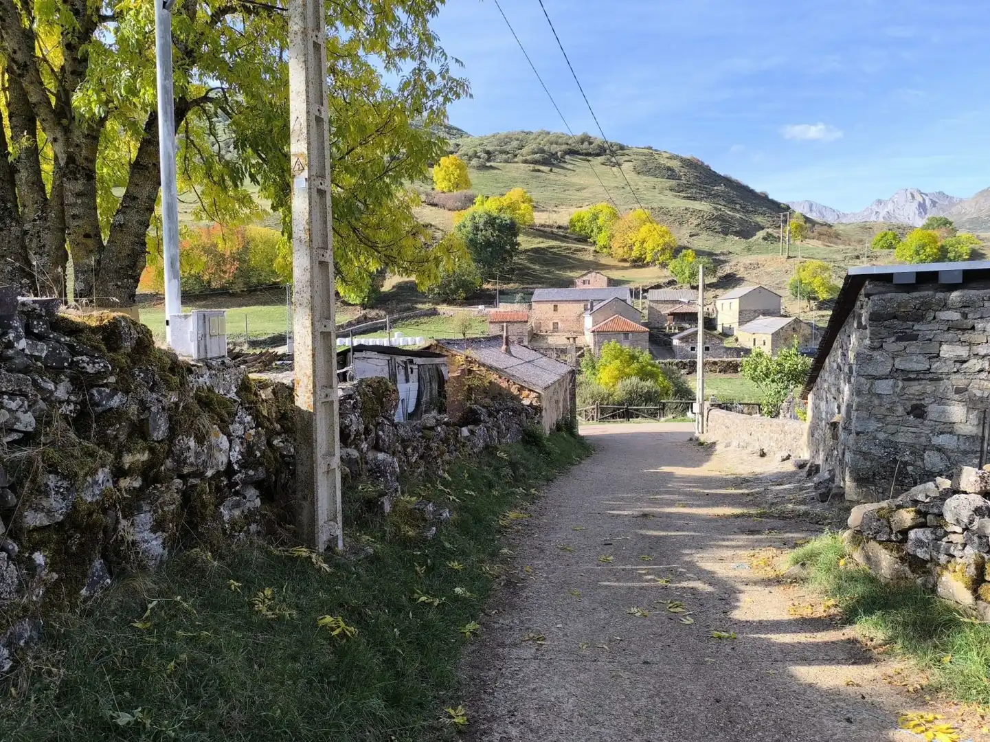 Vista exterior de Residencial en venta en San Emiliano