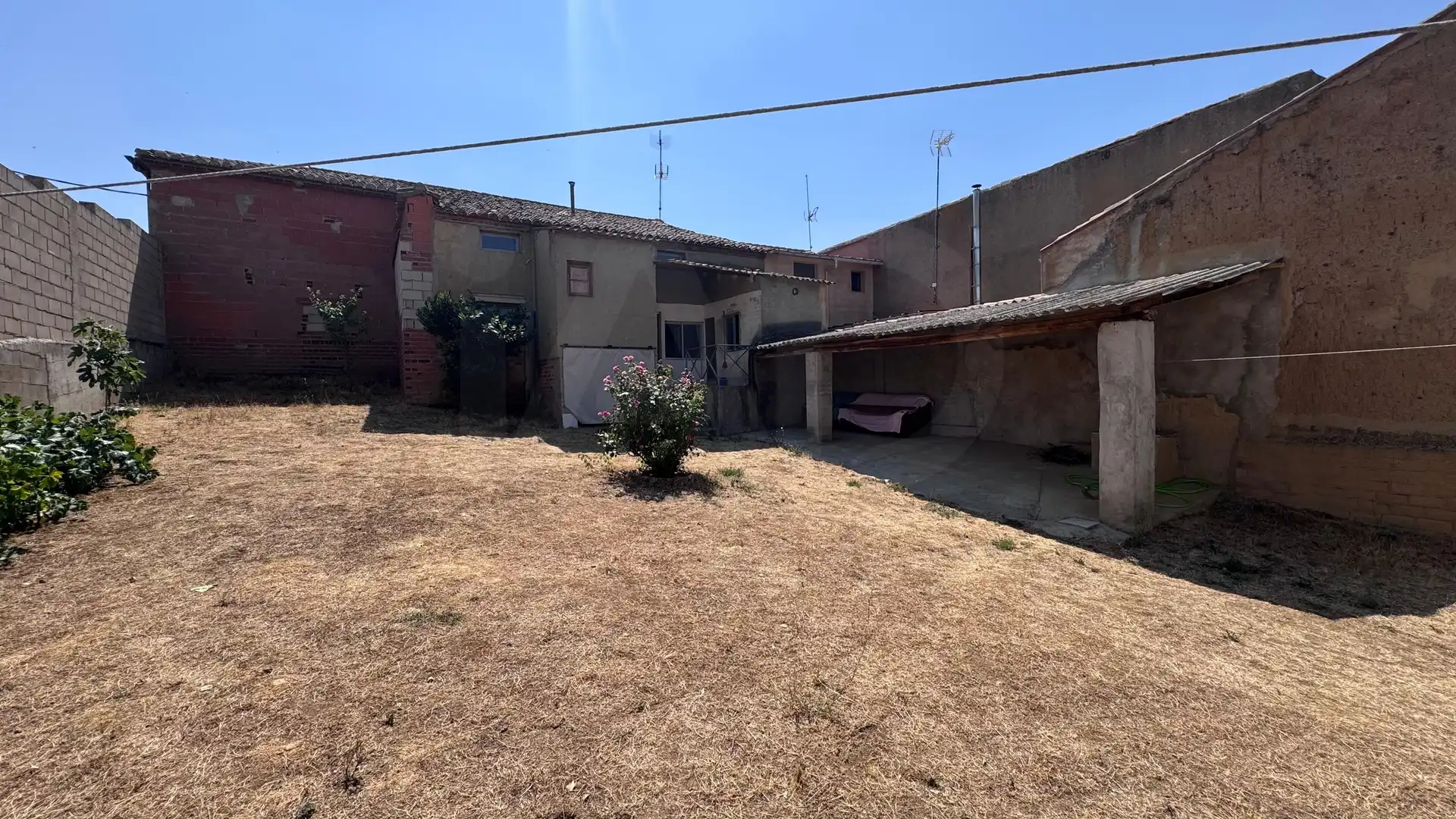 Casa o chalet en venta en Castilfalé con Terraza