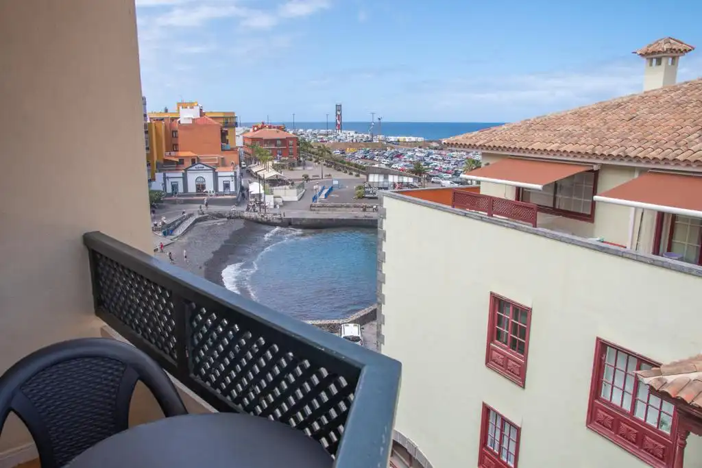 Exterior view of Study for rent in Puerto de la Cruz  with Furnished, Balcony and Community pool
