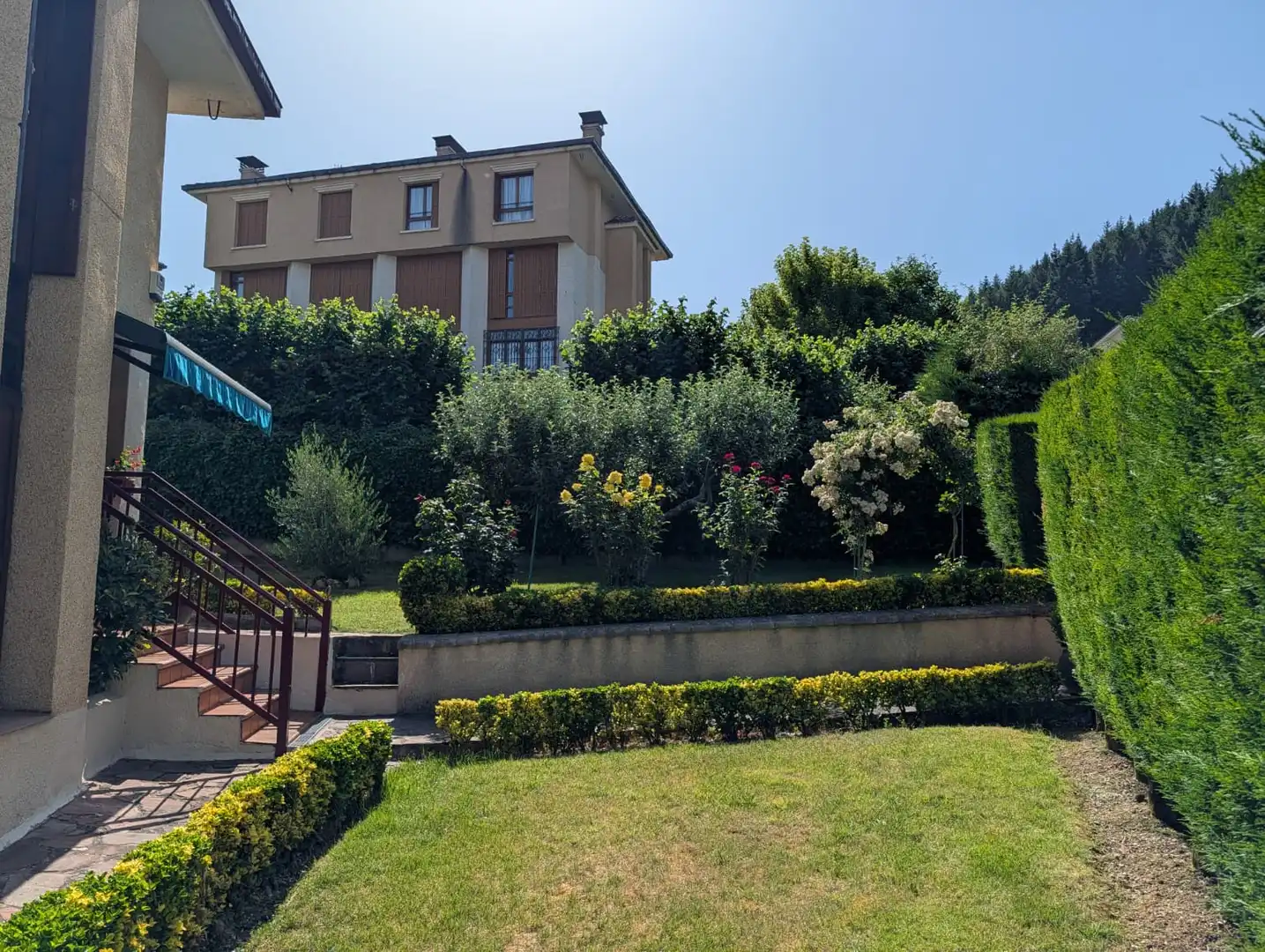 Außenansicht von Haus oder Chalet zum Verkauf in Zorraquín mit Heizung, Privatgarten und Terrasse