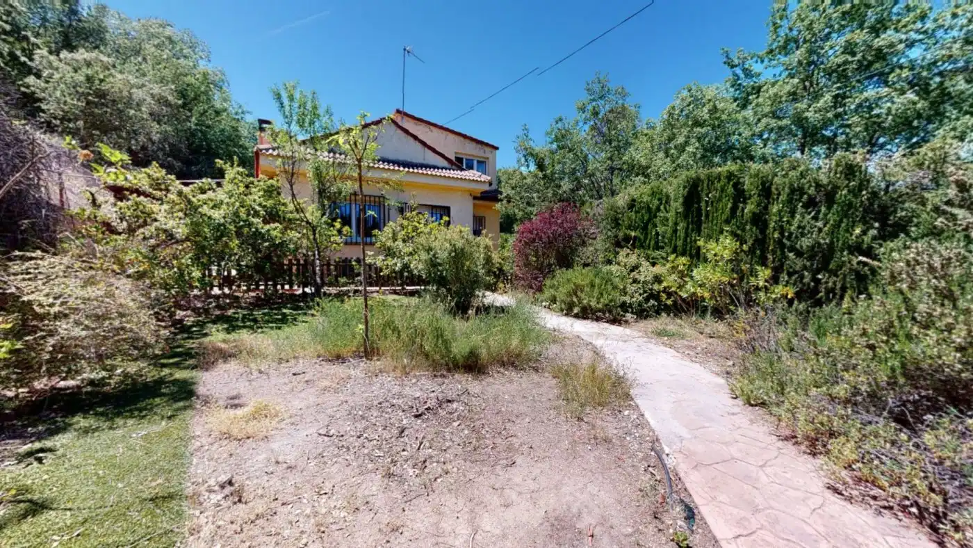Jardín de Casa o chalet en venta en Villalbilla con Calefacción, Jardín privado y Terraza