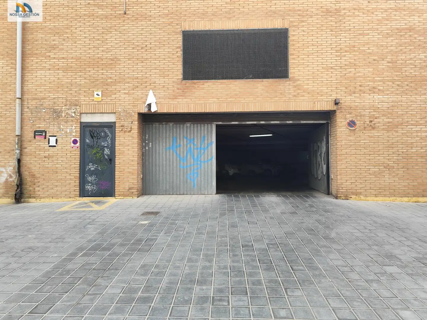 Garage zur Miete in Calle del Esperantista Hernández Lahuerta, El Calvari