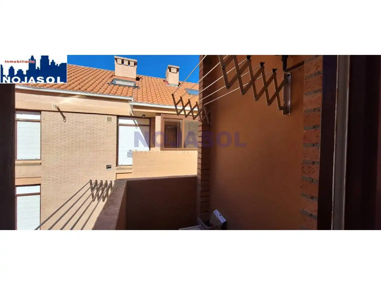 Vista exterior de Piso de alquiler en Noja con Calefacción, Parquet y Amueblado