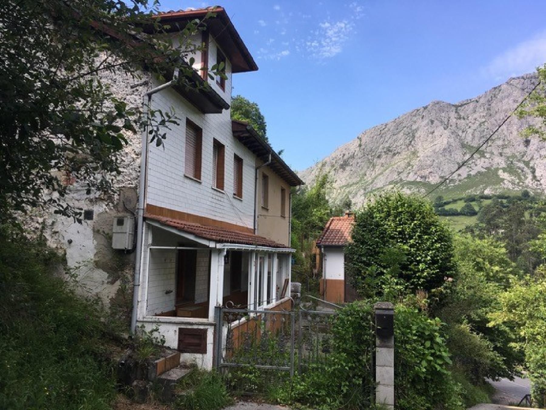 House or chalet for sale in Morcín
