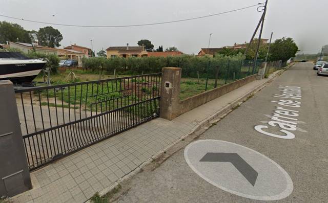 Terreno residencial en Venta en Carrer de Ventalló en Viladamat