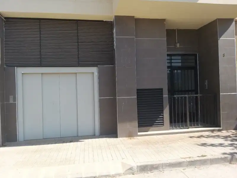 Garage for sale in Calle 8 de Març, L'Alcúdia de Crespins