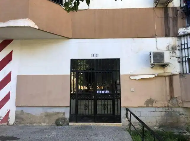 Vista exterior de Pis en venda en Sevilla