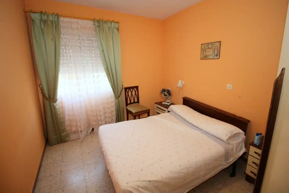 Habitación de Piso en venta en Candeleda con Amueblado y Balcón
