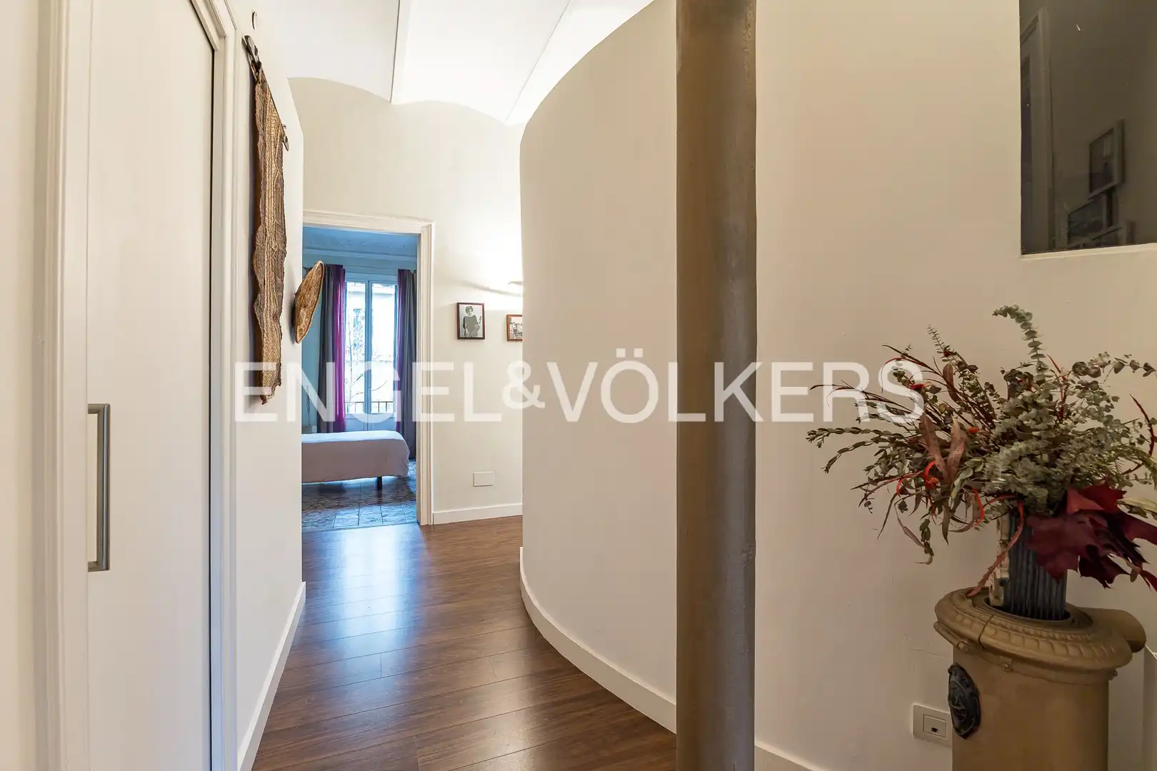 Flat for sale in Barcelona  with Air Conditioner, Heating and Balcony
