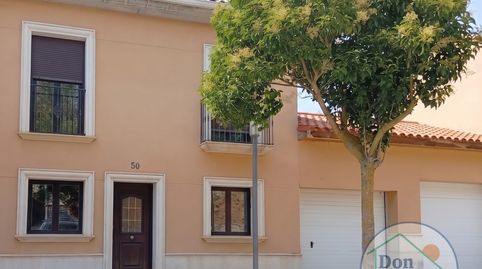 Foto 2 de Casa adosada en venda a Mucientes, Valladolid