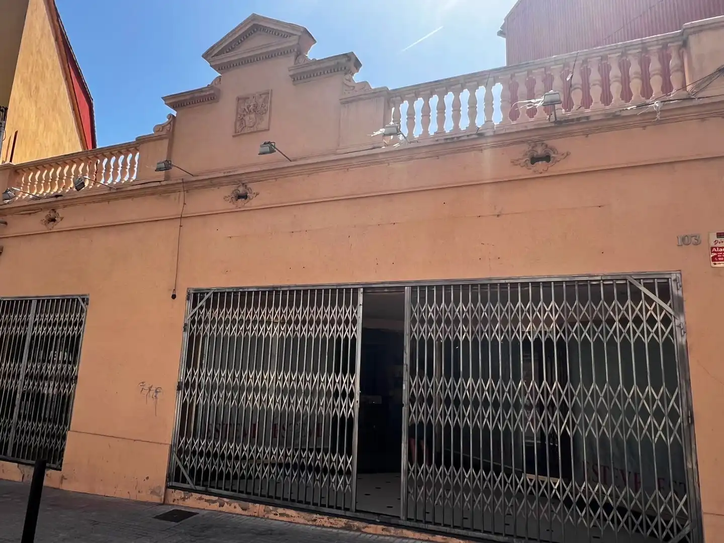 Finca rústica en venda a Sant Vicenç Dels Horts, Barcelona