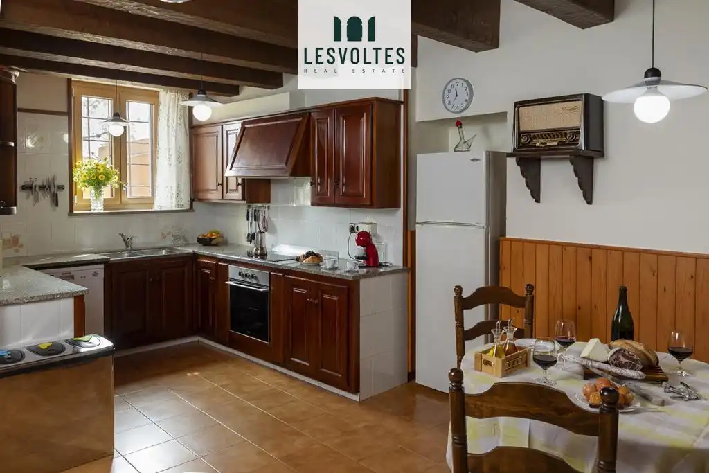 Kitchen of Houses for rent in Forallac  with Heating, Private garden and Parquet flooring