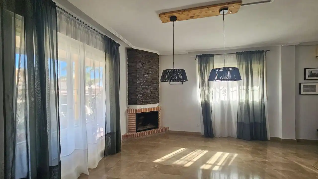 Sala de estar de Casa o chalet de alquiler en Molina de Segura con Aire acondicionado