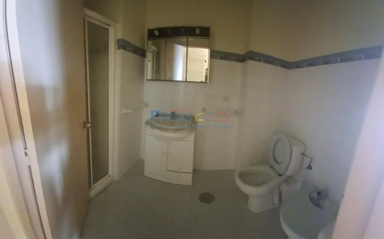 Baño de Piso en venta en Ferrol con Calefacción