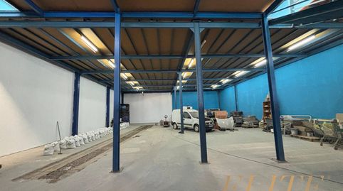 Foto 5 von Fabrikhallen zur Miete in Calle Brezo, 8, Cruce de Arinaga, Agüimes