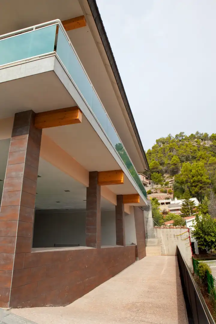 Vista exterior de Casa o xalet en venda en Vallirana amb Aire condicionat i Terrassa