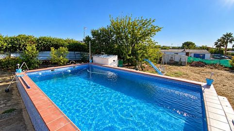 Campo rústico con piscina en la zona de Los Viveros, Mérida