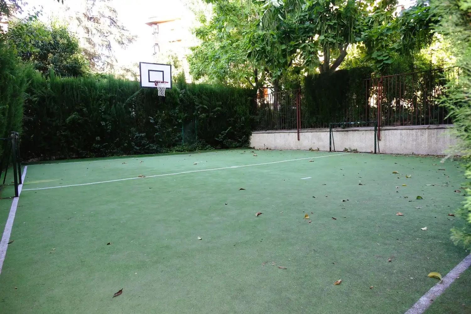 Jardín de Piso en venta en Granada con Terraza, Balcón y Piscina comunitaria