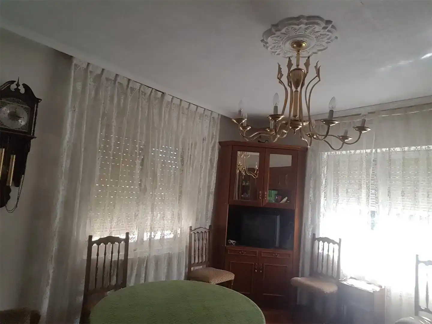 Sala d'estar de Casa adosada en venda en Serradilla del Arroyo amb Traster, Moblat i Rentadora
