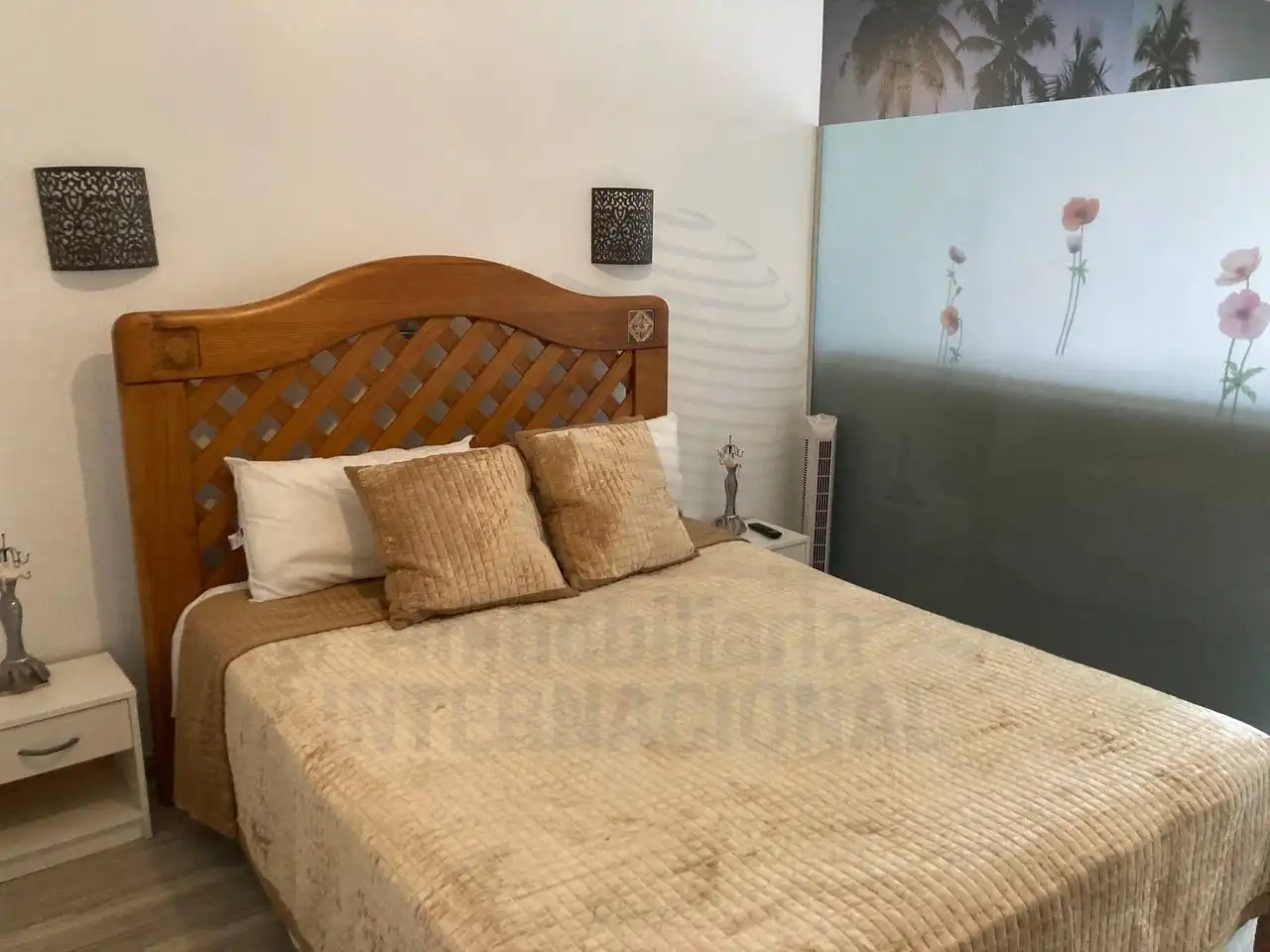 Estudio de alquiler en Calle Aceviño, Zona Botánico