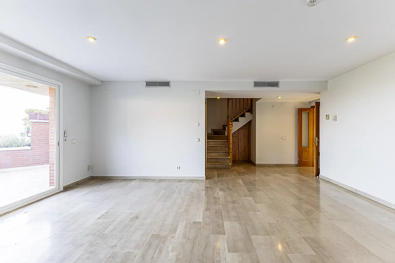 Duplexes for sale in Sitges  with Air Conditioner, Heating and Storage room