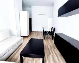 Living room of Apartment to rent in  Madrid Capital  with Air Conditioner