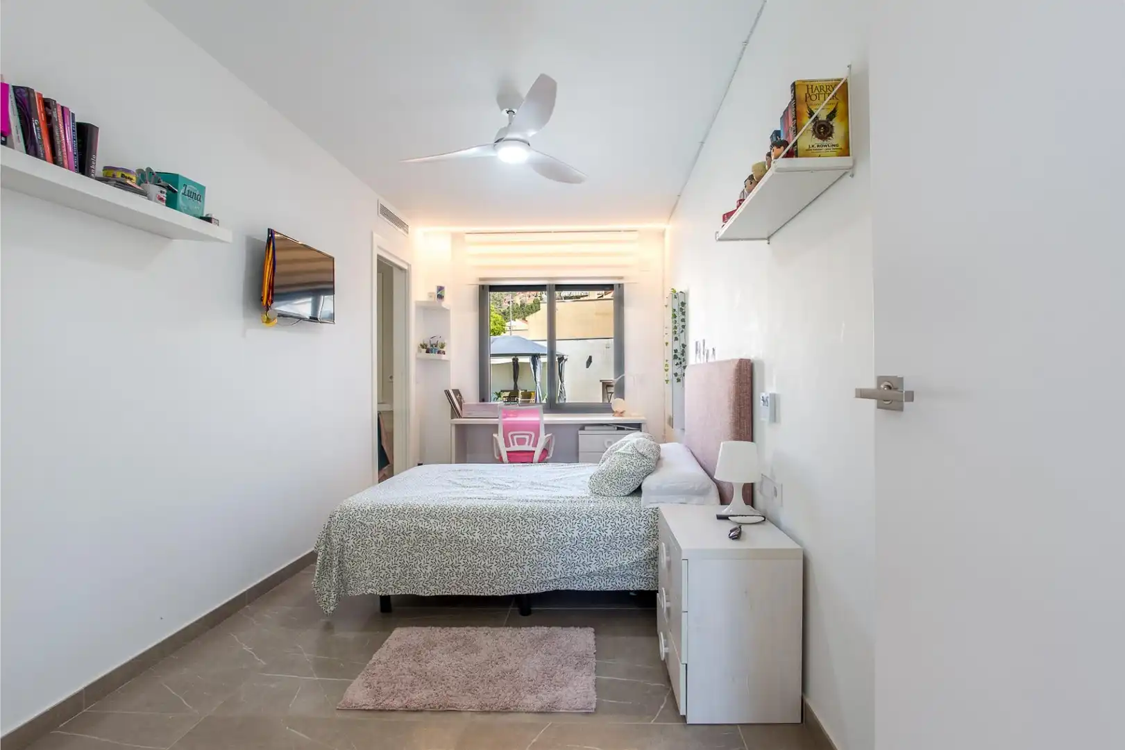 Habitación de Casa o chalet en venta en Murcia con Aire acondicionado, Calefacción y Jardín privado