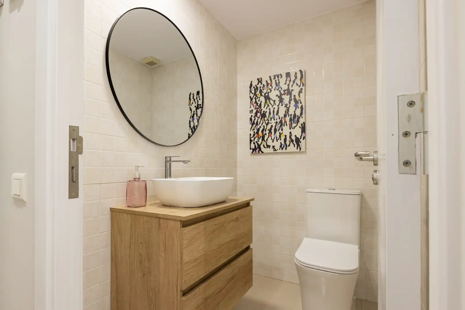 Badezimmer von Wohnung zum Verkauf in Badalona mit Klimaanlage, Heizung und Privatgarten